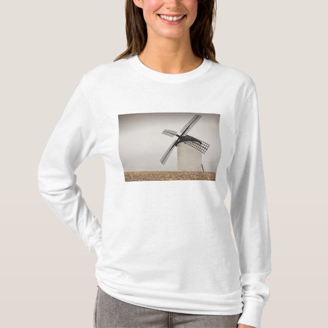 Campo de Criptana, antike Windmühlen von La Mancha T-Shirt (Vorderseite)