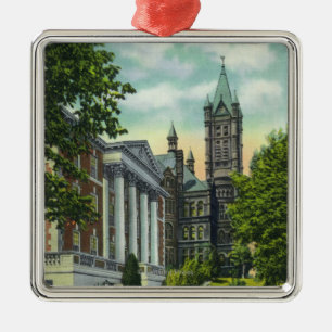 Campus-Ansicht Syrakus U, die Crouse Uni zeigt Silbernes Ornament