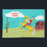 Campy Western Cowgirl auf Pferd Personalisiert Geschirrtuch<br><div class="desc">Fügen Sie Ihrer Küche eine Touch des wilden Westens mit diesem personalisierten Handtuch hinzu. Enthält eine campy-artige Darstellung eines Cowgirl auf einem Pferd in einer Western-Landschaft und ist bereit,  mit Ihrem eigenen Text in roter Schrift personalisiert zu sein.</div>