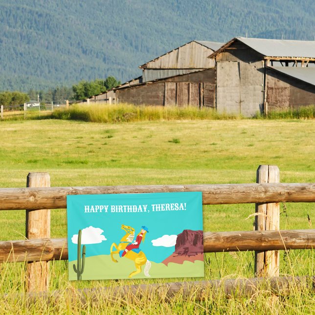 Campy Western Cowgirl auf Pferdekutsche Geburtstag Banner (Von Creator hochgeladen)