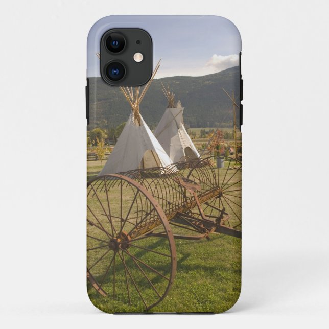 CANADA, British Columbia, Enderby. Tepees Case-Mate iPhone Hülle (Rückseite)