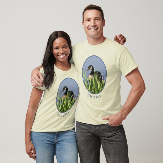 Canada Goose Irises Nature Painting Personalisiert T-Shirt (Unisex)