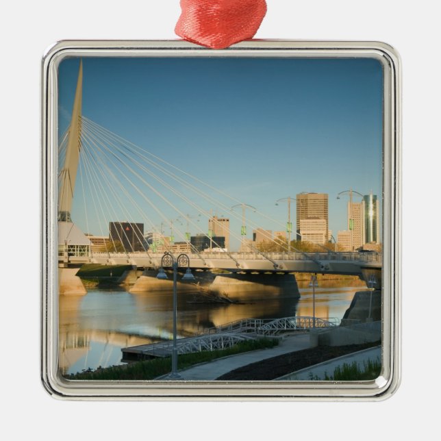 CANADA, Manitoba, Winnipeg: Esplanade Riel Silbernes Ornament (Vorne)