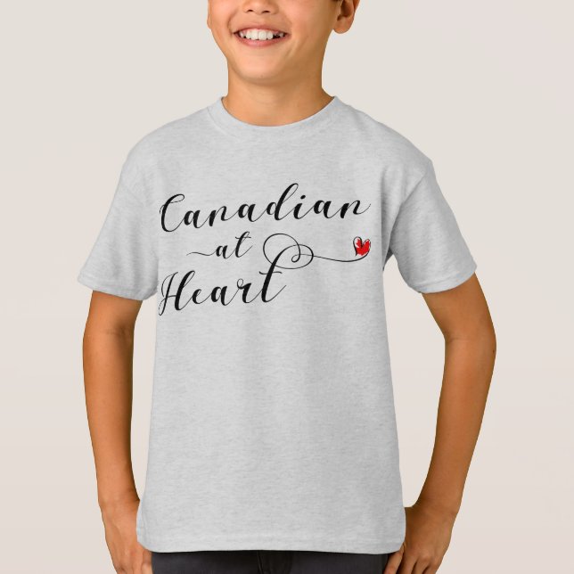 Canadian At Heart Teirt Shirt, Kanada T-Shirt (Vorderseite)
