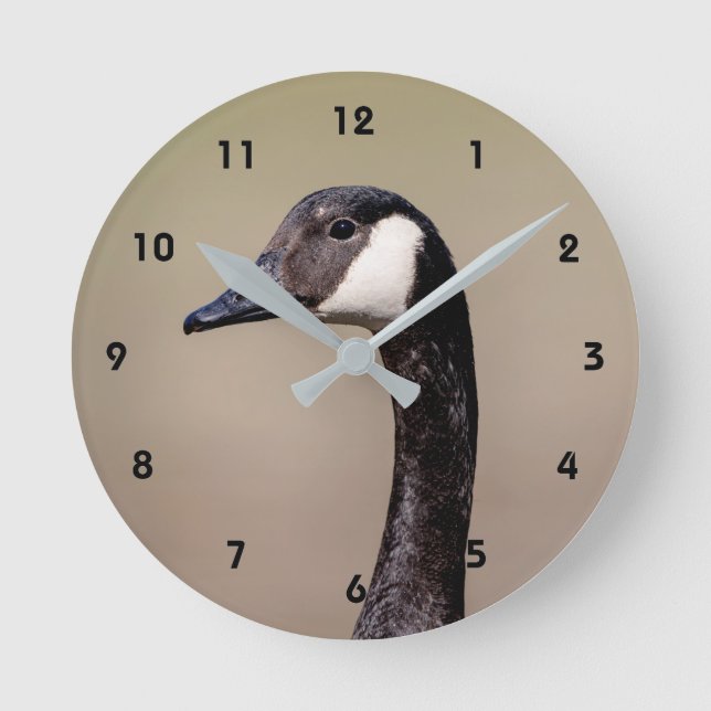 Canadian Goose Portrait Runde Wanduhr (Vorderseite)