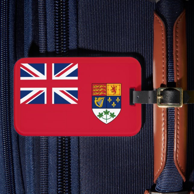 Canadian Red Ensign with Green Leaves Coat of Arms Gepäckanhänger (Vorderseite Insitu 4)