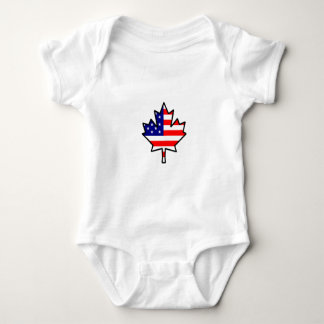 CanadianAmerican Baby Strampler