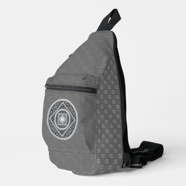 Cancer Mandala Crossbody Bag (Rechte Ecke)