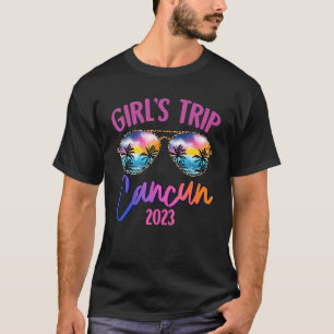 Cancun 2023 Girls Trip Sunglasses Summer Girlfrien T-Shirt