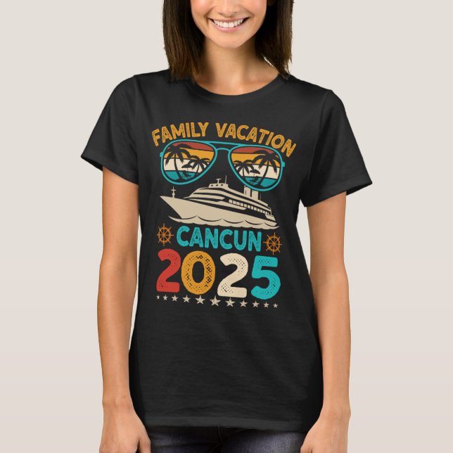 Cancun Family Vacation 2025 Sonnenbrille Retro Bea T-Shirt (Vorderseite)