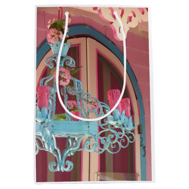 Candelabra und Pink - Martha's Weinberg Mittlere Geschenktüte (Vorderseite)