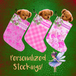 Candy Cane Pink Weihnachts-Strumpf Großer Weihnachtsstrumpf<br><div class="desc">Personalisierter lila und rosa Strumpf mit Süßspeisen ist so süß! Diese Feriensaison Think Pink und Think Lila! Diese beiden aufregenden, trendigen Farben machen Ihre Urlaubsstimmung zu einem wahren Pop! Vintage Blumen vereinen sich mit Weihnachtskerzenstücken, Bonbons, Bändern und Wintergärten für die süßesten Designs der Saison. Urlaubsstimmung, Karten, Geschenktaschen und Packpapier, Ziergegenstände,...</div>