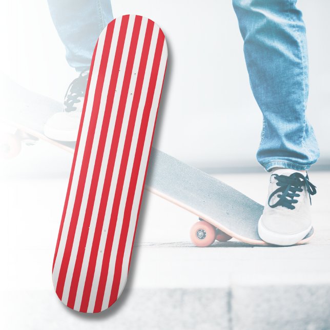 Candy Cane Rot und Weiß einfach, horizontal gestre Skateboard (Von Creator hochgeladen)