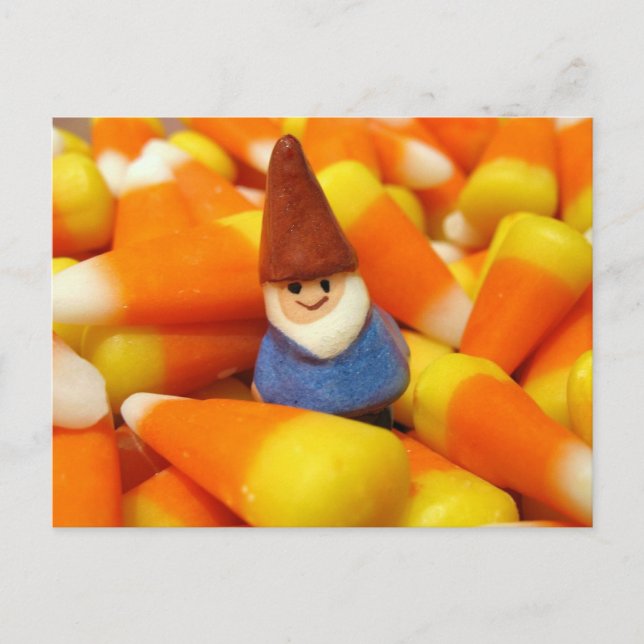 Candy Corn Gnome Postkarte (Vorderseite)