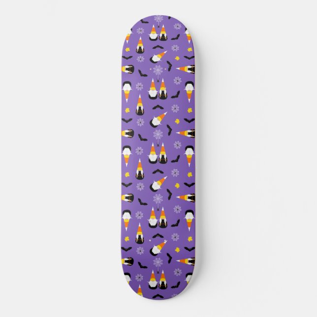 Candy Corn Gnomes Skateboard (Vorderseite)