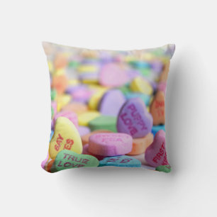 Candy Hearts Valentine Kissen