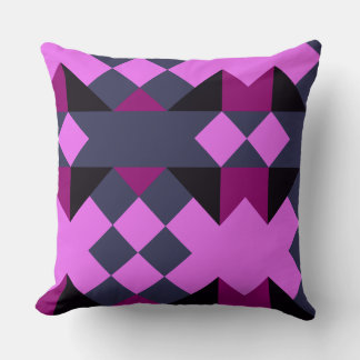 Candy Pink, Eggplant, blue, and jaguar geometric Kissen