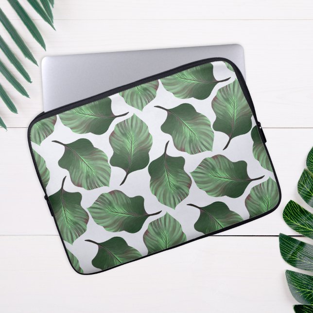 Canna Tropicanna Tropical Blätter, grün Laptopschutzhülle (Green tropical leaves pattern laptop sleeve)