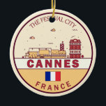 Cannes France Skyline Emblem Keramik Ornament<br><div class="desc">Cannes minimalistisches,  farbenfrohes Kunstdesign mit Denkmälern und Sehenswürdigkeiten der Stadt in Frankreich.</div>