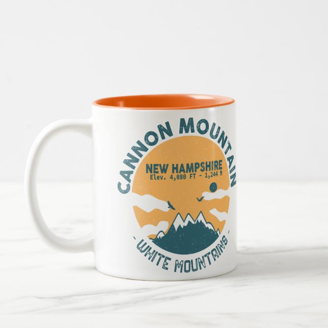 Cannon Mountain New Hampshire - Retro Vintag Zweifarbige Tasse (Links)