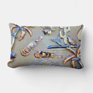 Cantina Bar Throw Pillow Lendenkissen