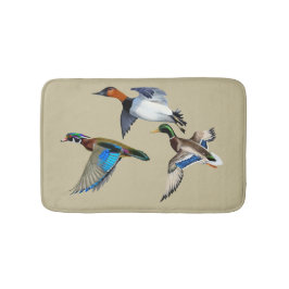 Canvasback, Mallard and Wood Ducks Flying Badematte