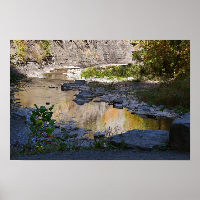 Canyon Waterscape Poster (Vorne)