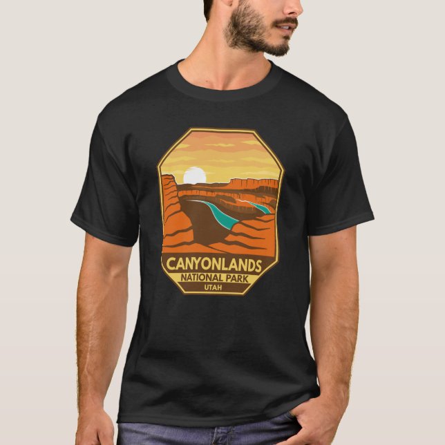Canyonlands Nationalpark Sunset Retro Emblem T-Shirt (Vorderseite)