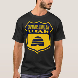 Canyonlands Nationalpark Utah Retro Flaggenschild  T-Shirt