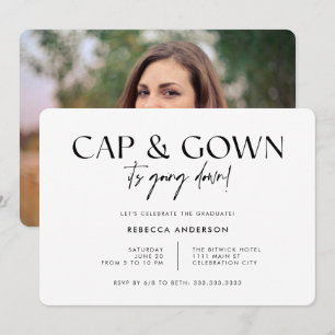 Cap Gown Es geht den Abschluss des modernen Fotos Einladung