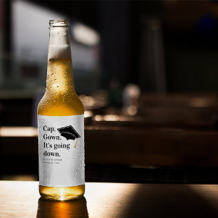 Cap Gown Es geht zur Absolventen-Party Bierflaschenetikett