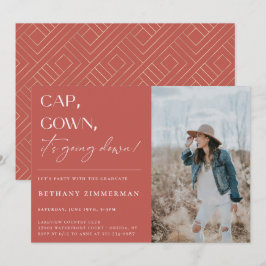 Cap Gown Es geht zur Absolventen-Party Einladung