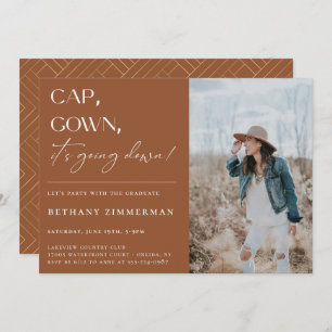 Cap Gown Es geht zur Absolventen-Party Einladung