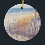 Cape Cod Beach and Ocean Keramik Ornament<br><div class="desc">Ein Sandzaun am Corporto Beach in Dennis auf Cape Cod führt zum Sandstrand und zum blauen Ozean im Hintergrund.</div>