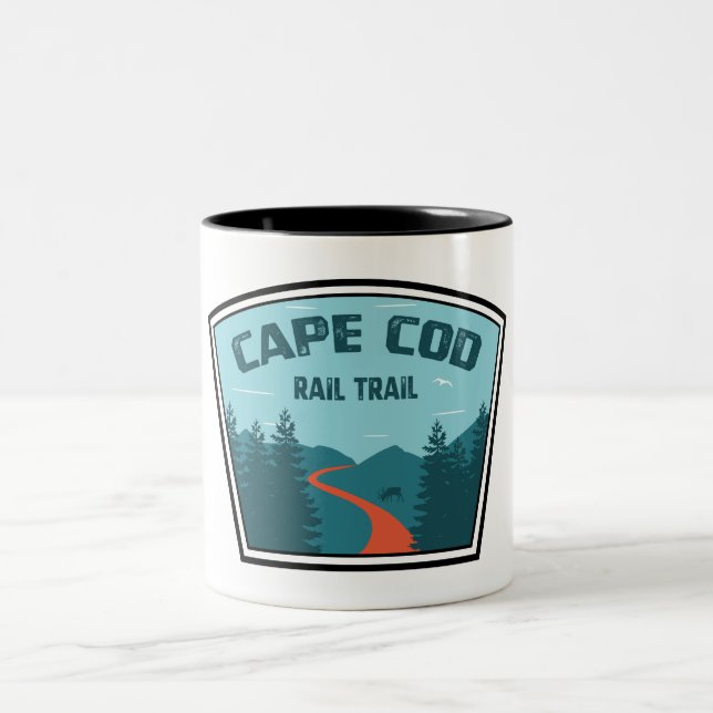 Cape Cod Rail Trail Zweifarbige Tasse (Mittel)