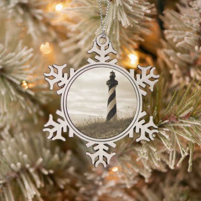 Cape Hatteras Lighthouse Schneeflocken Zinn-Ornament (Baum)