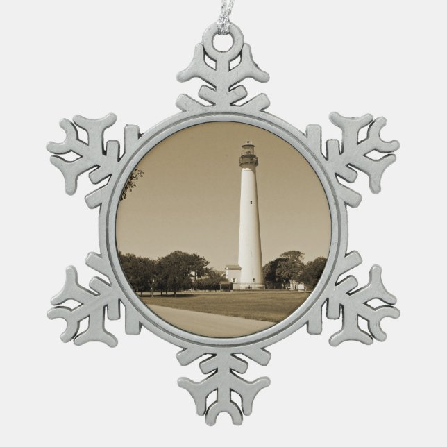 Cape May Lighthouse Schneeflocken Zinn-Ornament (Vorderseite)