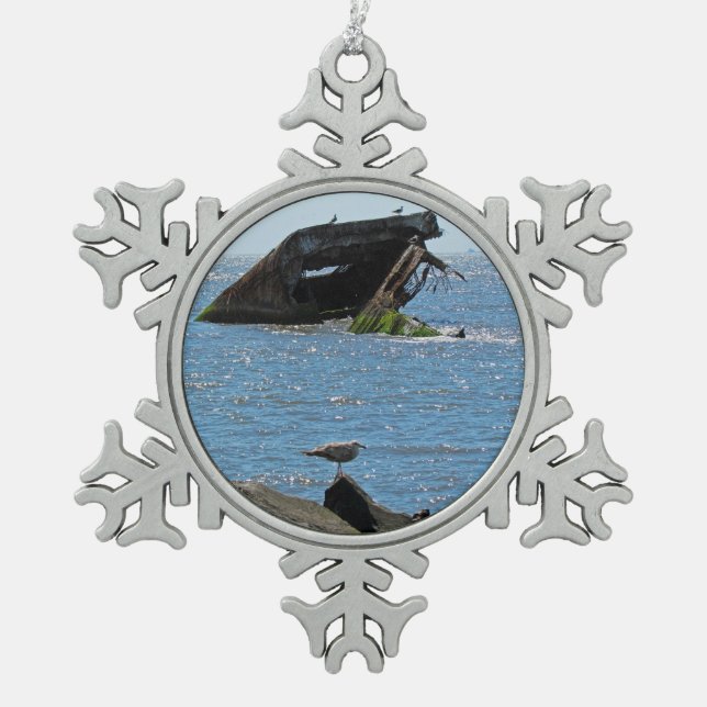 Cape May Shipwreck Schneeflocken Zinn-Ornament (Vorderseite)