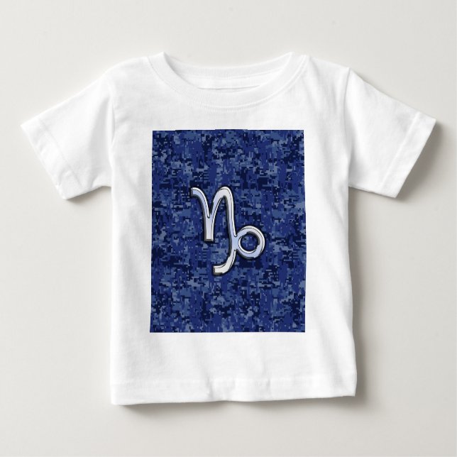 Capricorn Zodiac Sign auf Navy Digital Camouflage Baby T-shirt (Vorderseite)