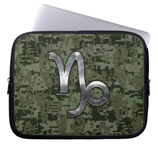 Capricorn Zodiac Symbol Green Digital Camouflage Laptopschutzhülle (Vorderseite)