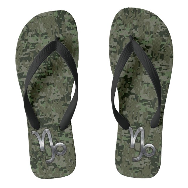 Capricorn Zodiac Symbol Woodland Camouflage Flip Flops (Fußbett)