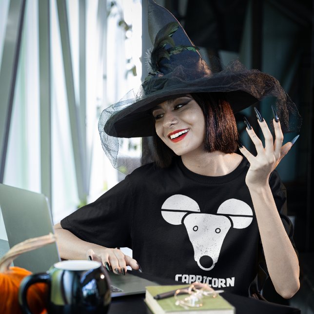 Capricorn-Zodiac-Zeichen T-Shirt (Von Creator hochgeladen)