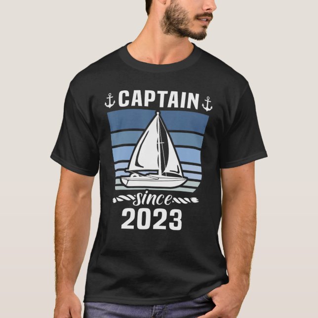 Captain 2023 Boat Driving Licence Motorboat Sailin T-Shirt (Vorderseite)