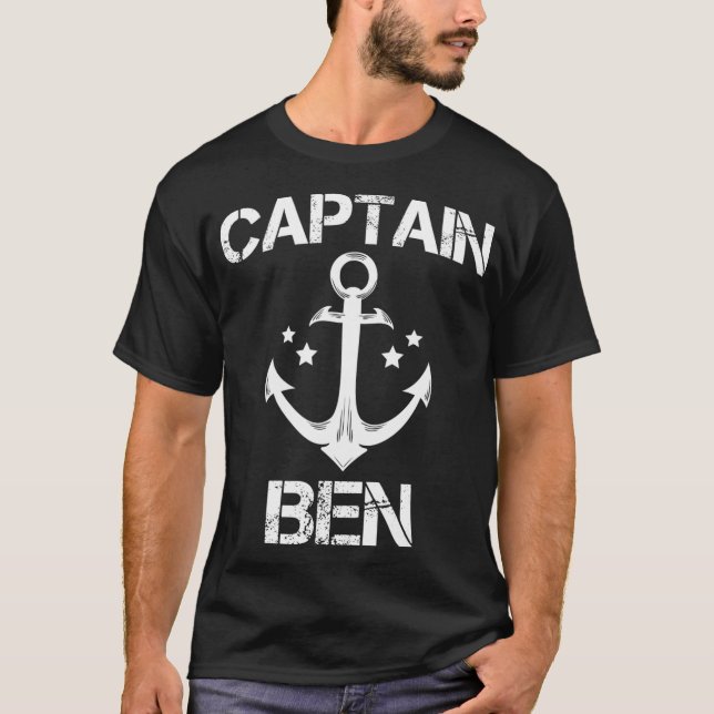 CAPTAIN BEN Funny Birthday Personalisiert Name T-Shirt (Vorderseite)
