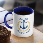 Captain Boat Name Anchor Gold Style Laurel Navy Mu Tasse<br><div class="desc">Eine Personalisierte Zwei-Töne-Kaffee-Tasse mit Captain-Rang oder einem anderen Titel,  Ihrem Bootsnamen,  Familiennamen oder anderen gewünschten Text. Mit eigens dafür entworfenen nautischen Bootsankern,  goldenen Blätter und Sternemblem. Sie können zwischen mehreren Akzenten wählen,  um die aktuelle Dekoration zu erhalten. Macht ein großartiges Geschenk für jeden Anlass.</div>