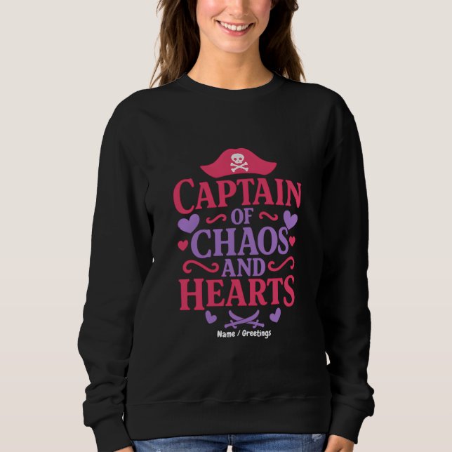 Captain of Chaos and Hearts Pirate Graphic Sweatshirt (Vorderseite)