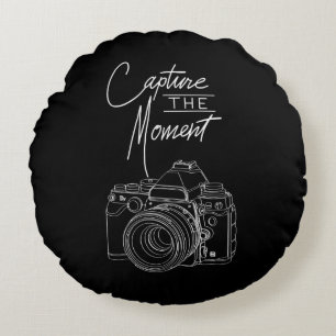 Capture Moment Kamera Fotograf. Rundes Kissen