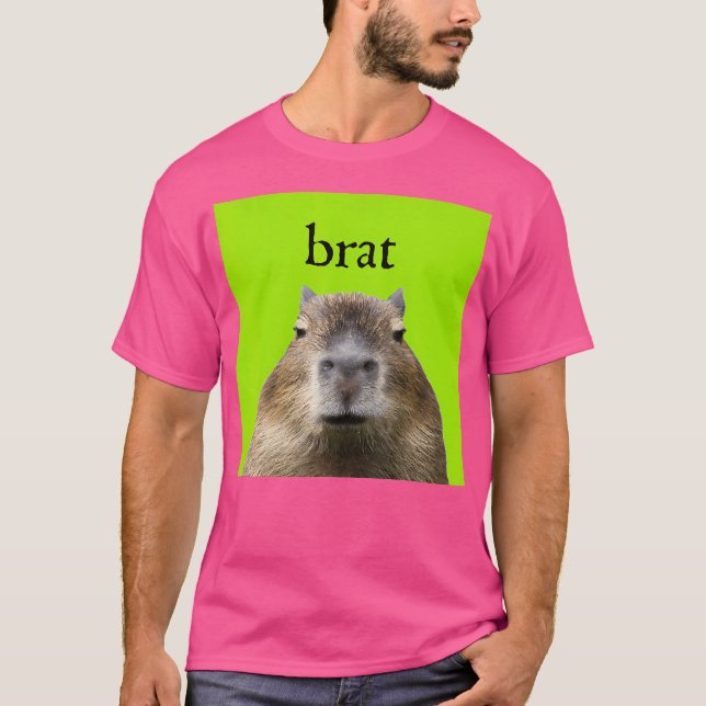 Capybara Bra Funny Apparel T-Shirt (Vorderseite)