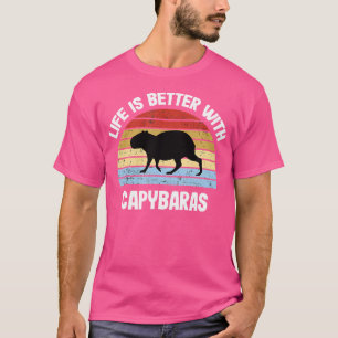 Capybara ist mit Capybaras besser. T-Shirt