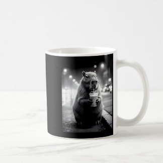 Capybara trinkt eisgekühlten Kaffee lustige Tiere  Kaffeetasse